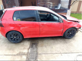 Dezmembrez Golf 5 GTD 2.0