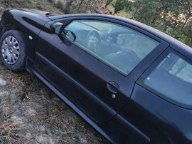 Dezmembrez Peugeot 206