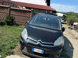 Dezmembrez Citroen C4 Picasso 2010 – piese bune disponibile!