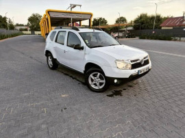 Dacia Duster recent adusă