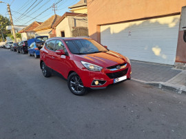 Hyundai ix35 • 2015 • cutie automată • 4x4 •116.000 km
