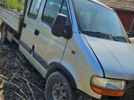 Dezmembrez Renault Master 2.5 tdi