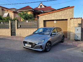 • Hyundai i20 • • 2021 • • 13 .000 km • este nouă • led line
