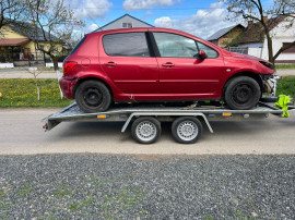 Dezmembrez Peugeot 307