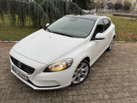 Volvo V40, 2.0 diesel, 150 CP, 190.650 km reali Panoramic Neg