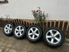 Jante aliaj originale Vw pe 16” cauciucuri de iarnă Ultra G 215x60x16