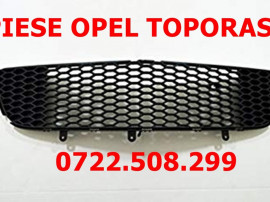 Grila din bara Opel Astra H OPC