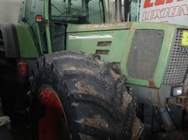 Tractor Fendt 824