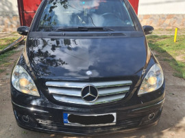 Mercedes-Benz B200