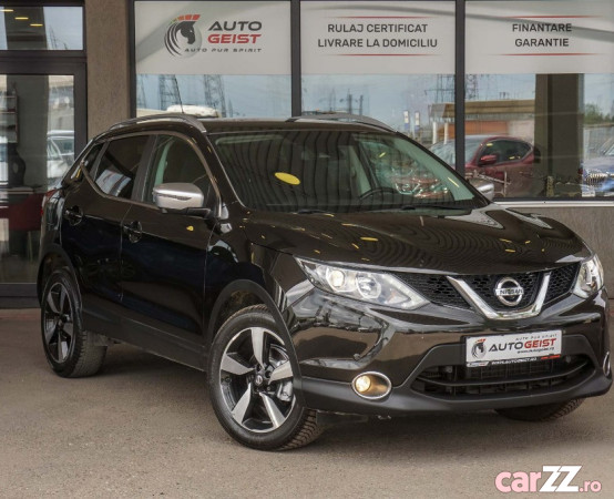 Nissan Qashqai Tekna panoramic