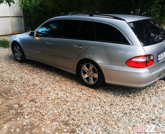 Mercedes E200 1.8 benzina. gpl