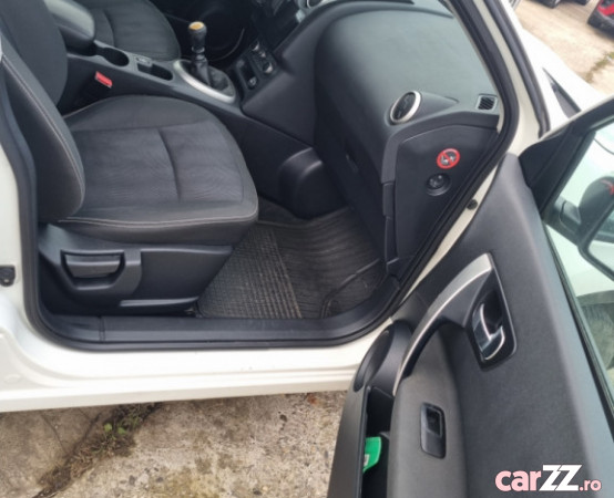 Nissan QASHQAI diesel 2013