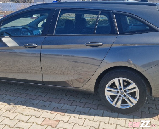 Opel astra sport 1.5 d 122cp automata