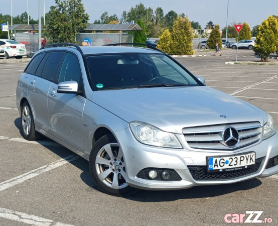 MERCEDES-BENZ Clasa C