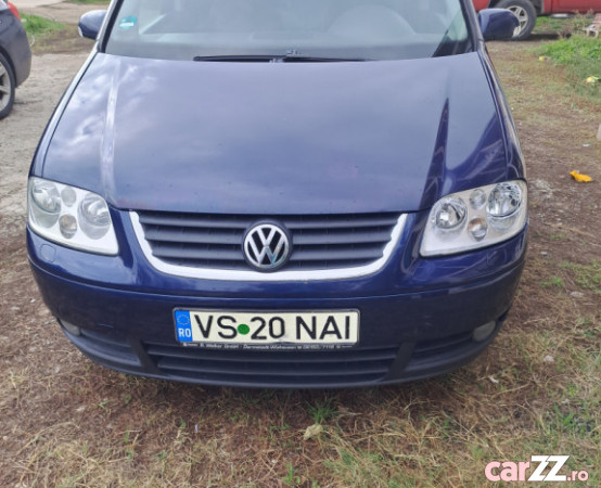 Liciteaza-Volkswagen Touran 2004