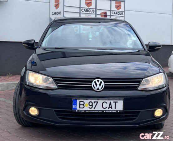 Liciteaza-Volkswagen Jetta 2012